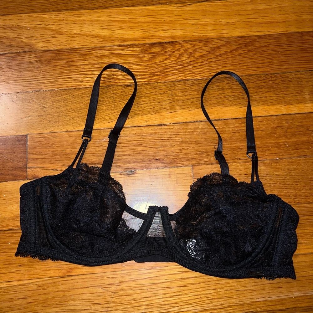 Calvin Klein Lace Balconette Bra 34b